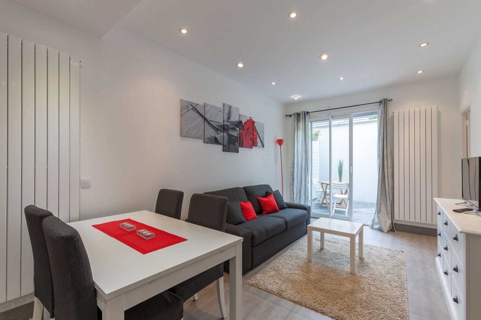 Le Relais Amelie Aparthotel 3*